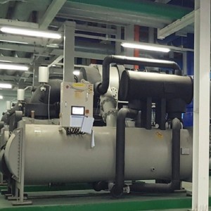 Thi công hệ thống máy lạnh Chiller tại Khu Công Nghiệp