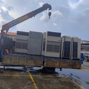 Thanh lý máy lạnh tủ đứng tại Huyện Bình Chánh