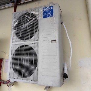 Thanh lý máy lạnh tủ đứng giá cao