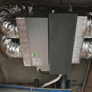 Thanh lý máy lạnh giấu trần nối ống gió tại Quận 10