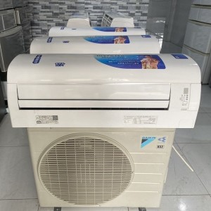 Máy Lạnh Treo Tường Daikin 1 Hp