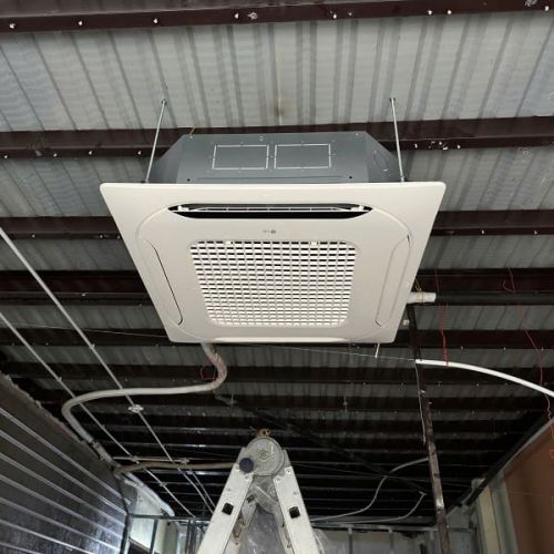 Lắp Đặt Thi Công Hệ Máy Lạnh Trung Tâm VRF LG-Hóc Môn